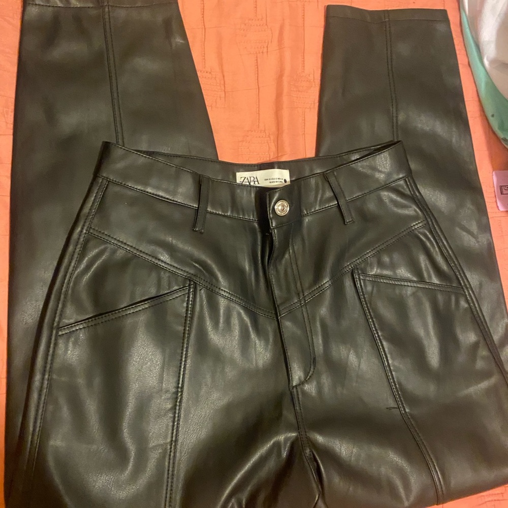 Zara Fuax Leather Leggings